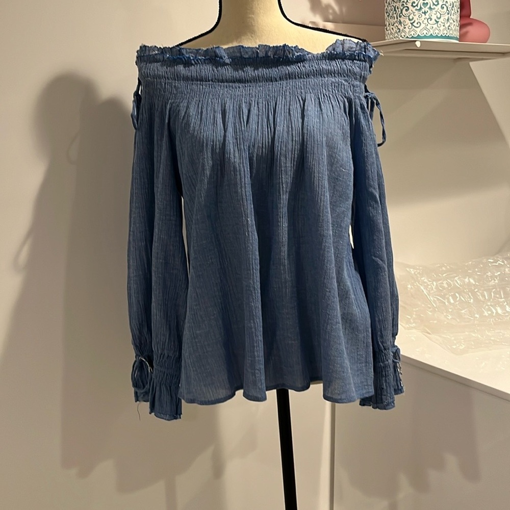 Love Sam off shoulder top